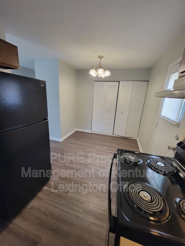 Building Photo - 1331 Liberty Dr