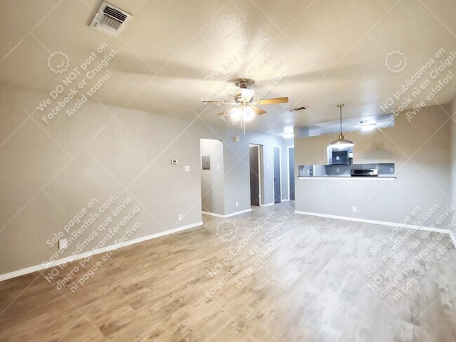 Building Photo - 538 Dukeway Dr B