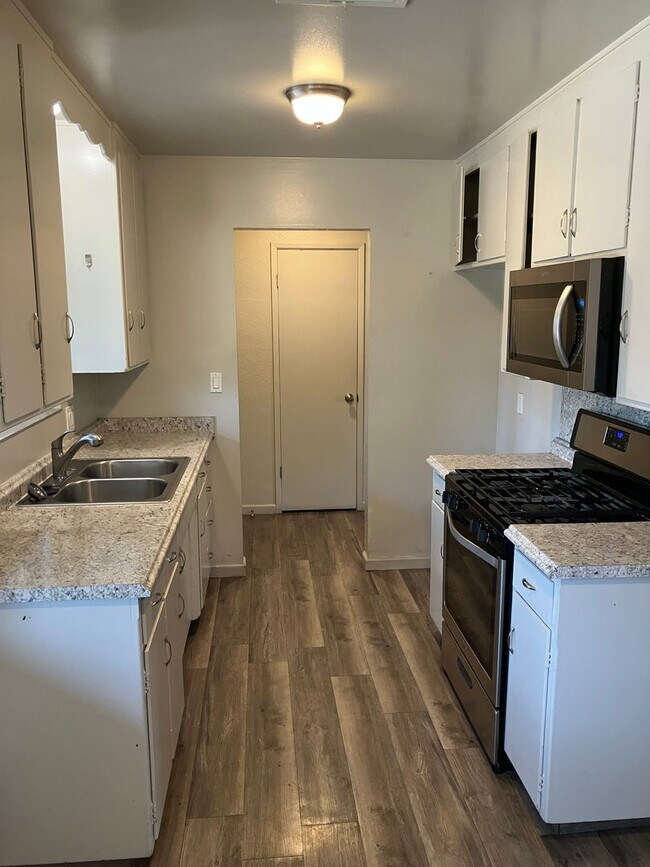 Foto del edificio - 1430 E Orangeburg Ave