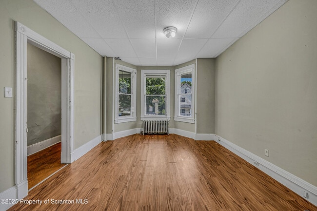 Building Photo - 417 Taylor Ave