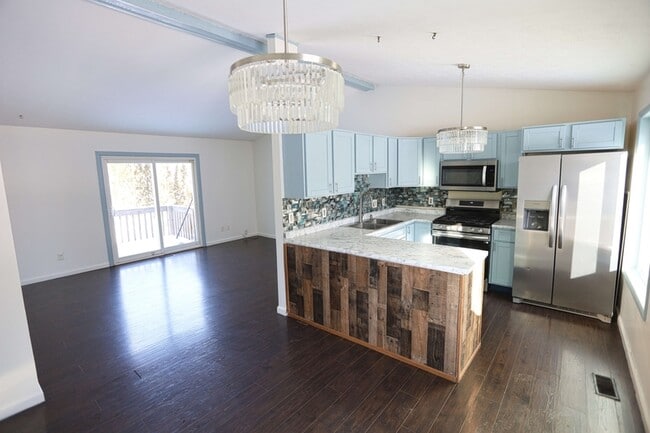 Foto del edificio - 2115 Brook Trails Ct SE