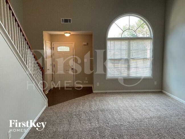 Foto del edificio - 41 Citadel Dr