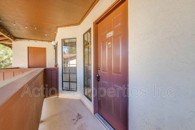Building Photo - 479 Costa Mesa Terrace