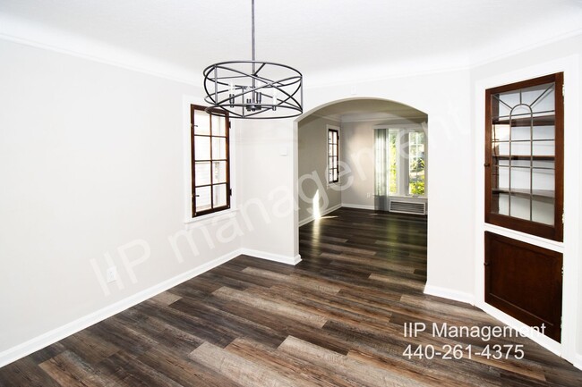 Foto del edificio - Stunning 3BR 2BA in Cleveland Heights!