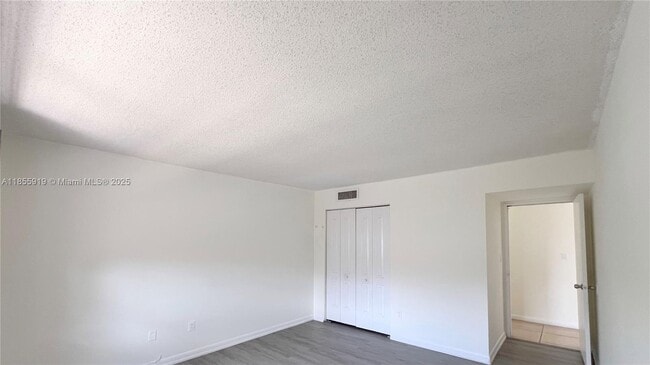 Foto del edificio - 4670 NW 79th Ave
