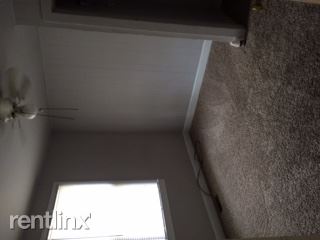Foto del edificio - 614 Sharp Ave