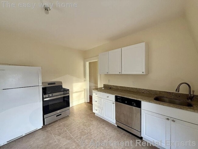 Photo - 12 Tufts Street Unit 3 Apartment