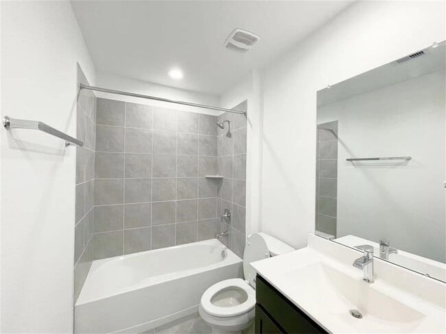 Building Photo - 28919 Yulee Mill Dr