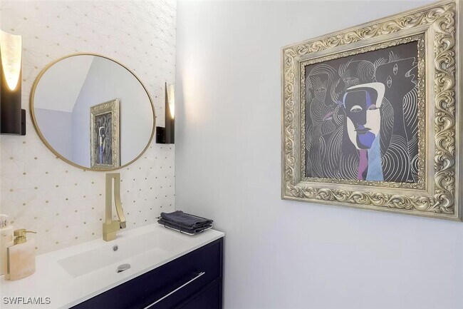 Foto del edificio - 775 Hampton Cir