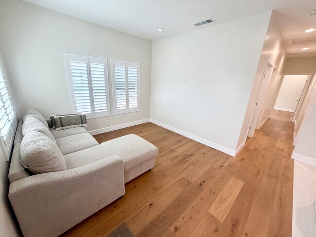 Foto del edificio - Brand New 2025 ADU in Prime Temple City Location!