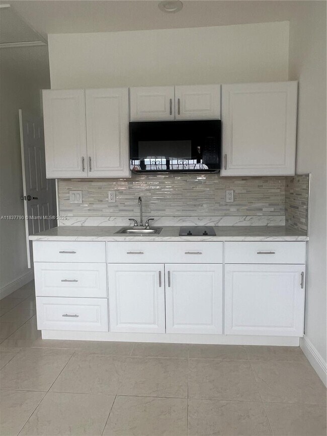 Foto del edificio - 7804 SW 21st Terrace