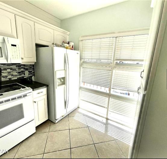 Kitchen - 715 S Beach St