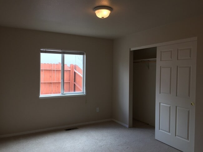 Foto del edificio - Beautiful home with RV Parking!!!!!!