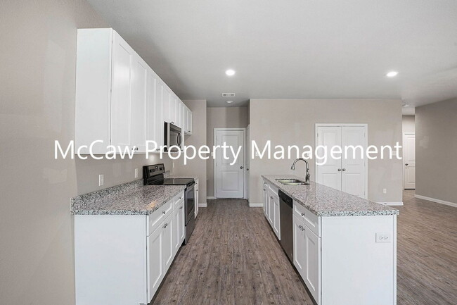 Building Photo - 8225 Richard St