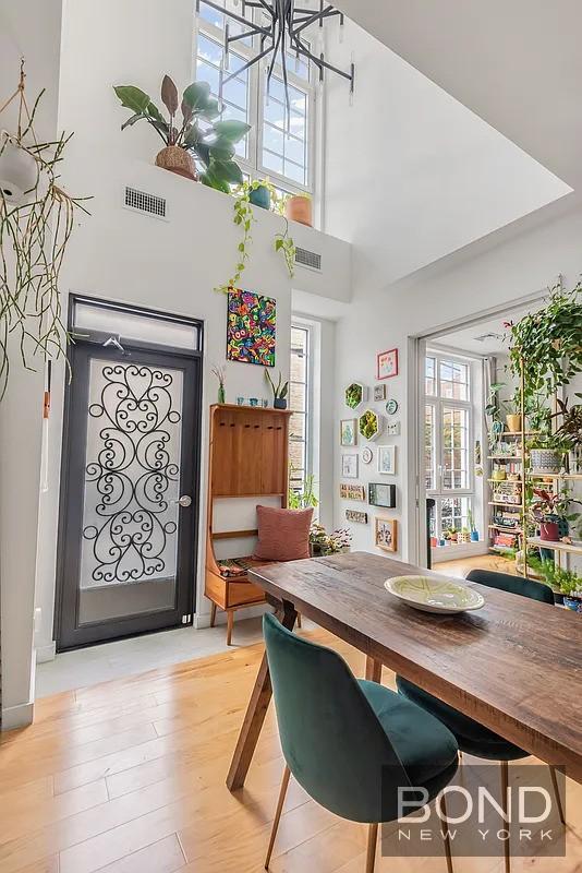 Foto del edificio - 278 Nassau Ave