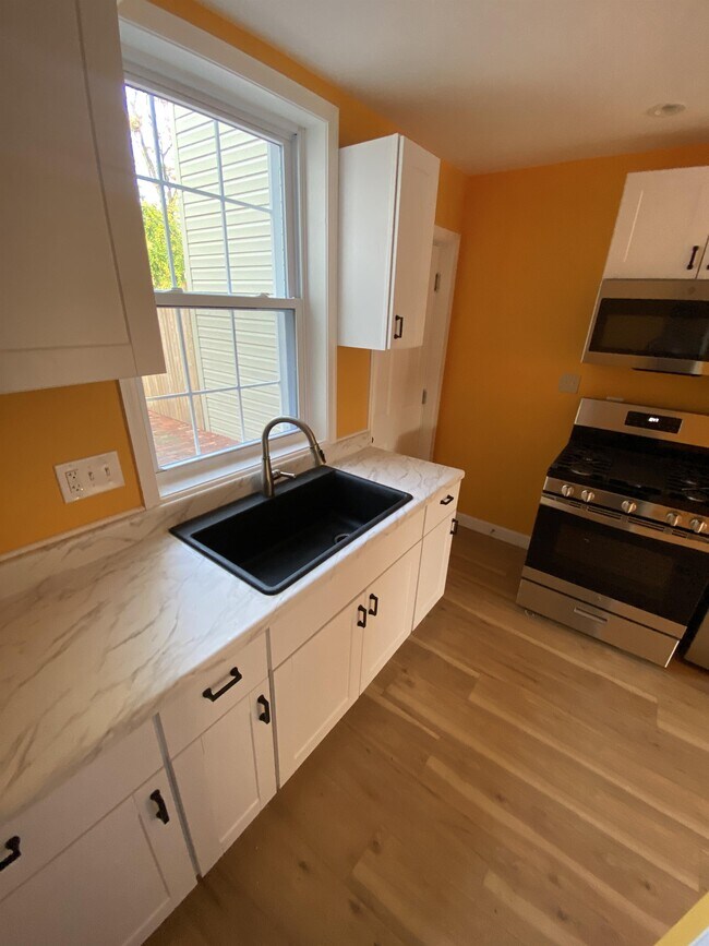 Foto del edificio - 216 S Carey St