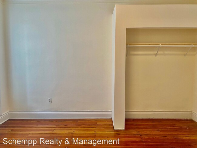 Foto del edificio - 2 br, 1 bath House - 2412 Slevin