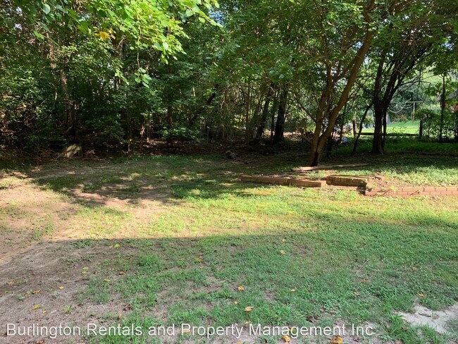 Foto del edificio - 2 br, 1 bath House - 613 Ridgeway Drive