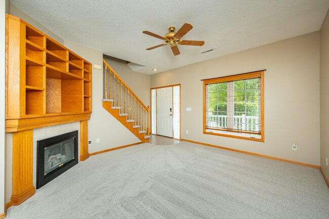 Building Photo - 1172 S 52nd St