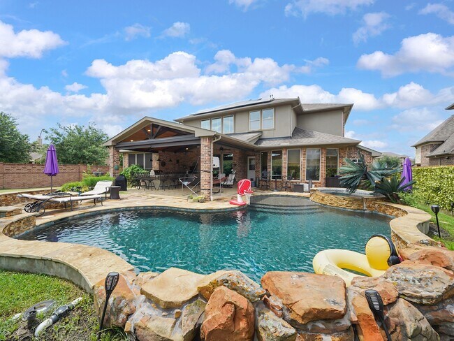 Foto del edificio - 23815 Dolci Ln