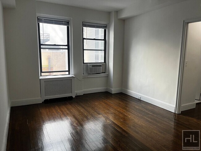 Foto del edificio - EAST 46 STREET