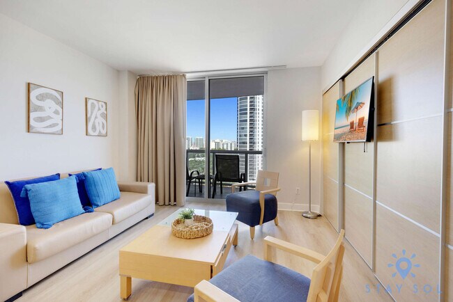 Building Photo - 18683 Collins Ave