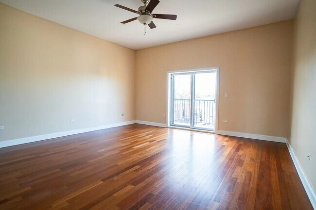 Foto del edificio - 3112 W Belmont Ave
