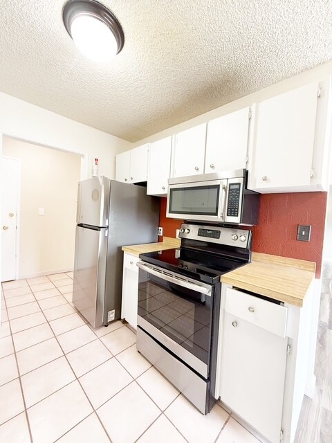 Foto del edificio - 924 Shorewood Dr