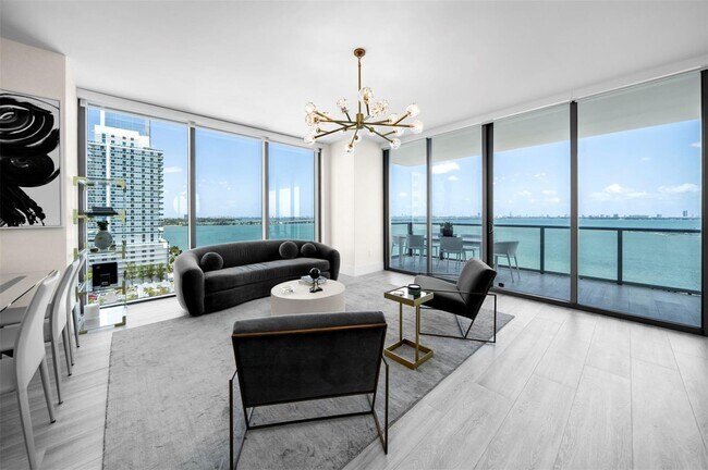Foto del edificio - 788 NE 23rd St
