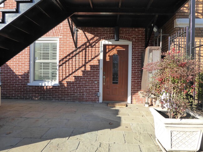 Foto del edificio - 2920 Sherman Ave NW