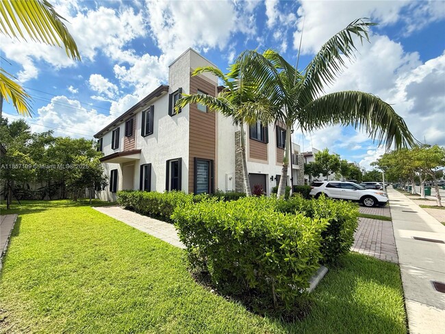 Foto del edificio - 20610 NE 2nd Ct