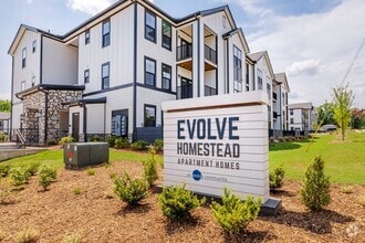 Building Photo - Evolve at Homestead