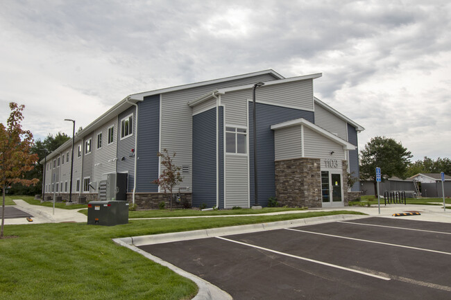 Foto del edificio - 1201 W Branch St