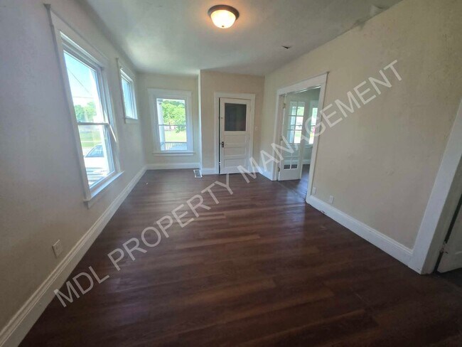 Foto del edificio - 2120 Stark St