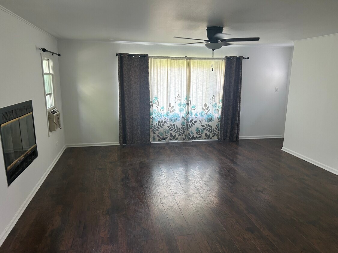 Foto principal - 3924 N Cass Ave