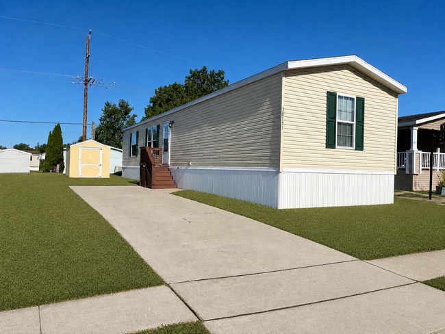 Building Photo - 38171 Ducharme Dr