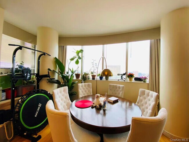 Foto del edificio - 133-38 Sanford Ave