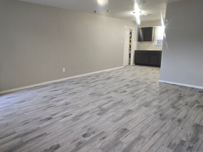 Foto del edificio - 3451 Hwy 6