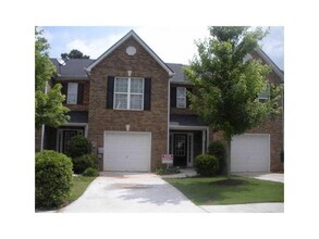 Building Photo - 135 Fern Crest Dr