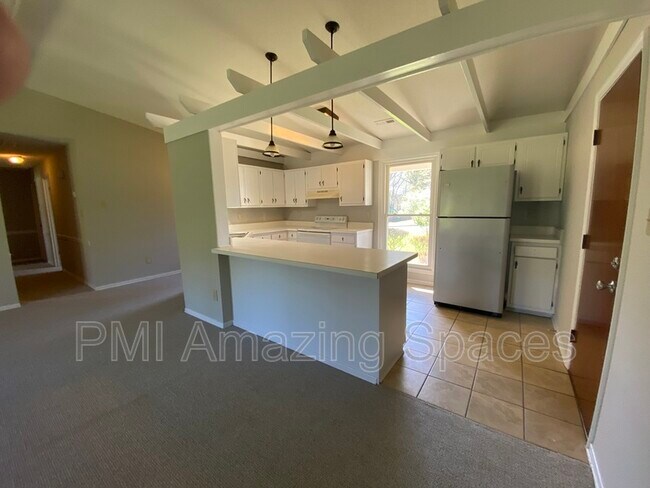 Foto del edificio - 6230 Dwightware Blvd