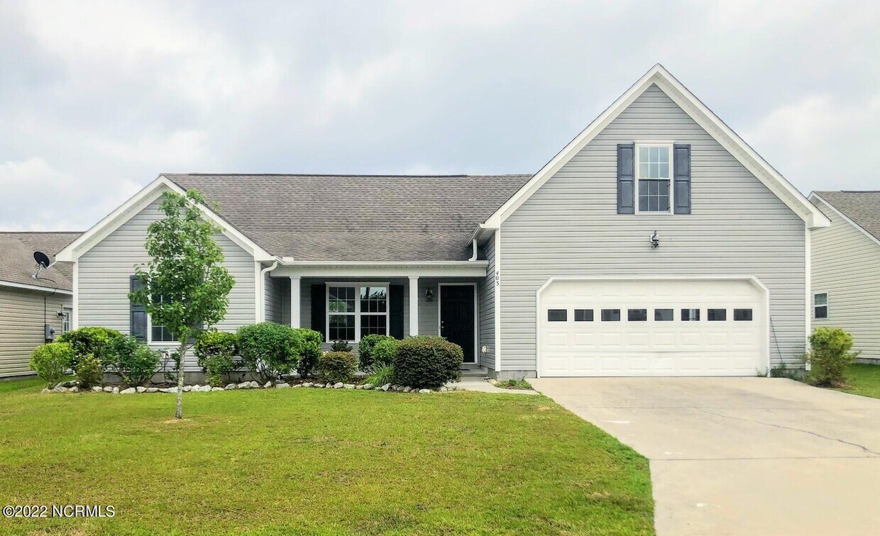 403 Tree Ct, Holly Ridge, NC 28445 House Rental in Holly Ridge, NC