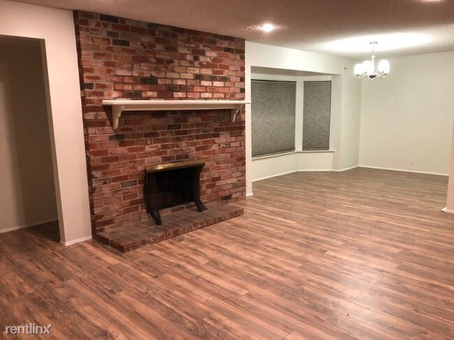Building Photo - 4 br, 2 bath House - 8111 San Jose Cir
