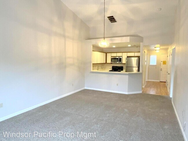 Building Photo - 1 br, 1.5 bath House - 1433 S. Villa Way