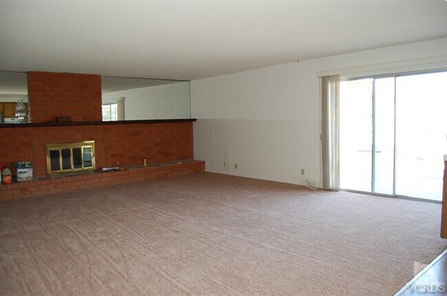 Building Photo - 3086 Old Coach Dr