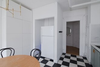 Building Photo - 1245 Rue St Marc
