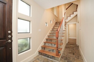 Building Photo - 1205 Birdsall St