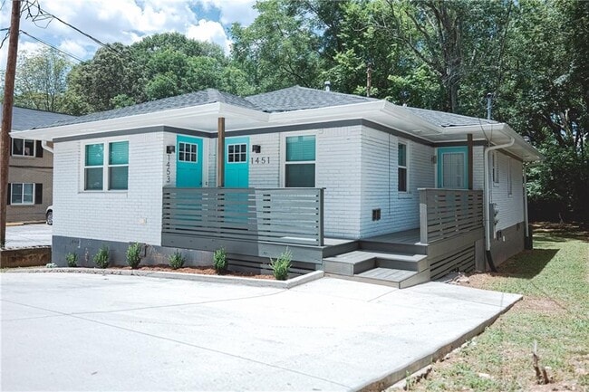 Building Photo - 1453 Mercer Ave