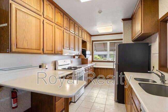 Foto del edificio - 2910 Nanihale Pl