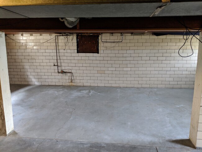 Foto del edificio - 924 Broad Ave NW