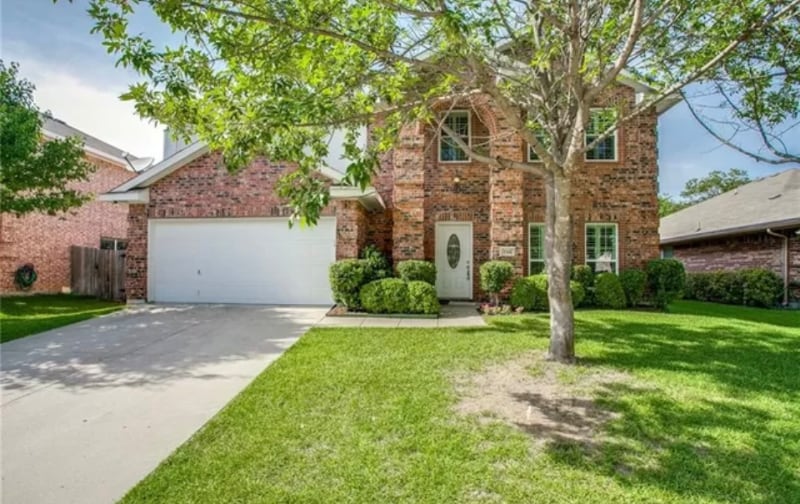 Foto principal - 726 Oak Hollow Ln